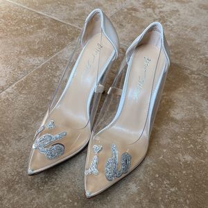 BETSEY JOHNSON Satin Demi Clear Bridal I Do Dress Pumps wedding shoes size 8.5